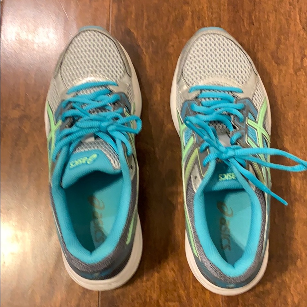 ASICS Tennis shoes